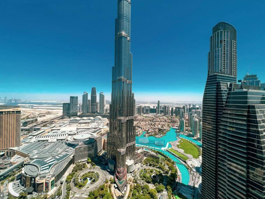Apartment Magnificent New 3 Bedroom With Stunning View To Burj Khalifa & Fountain View *
