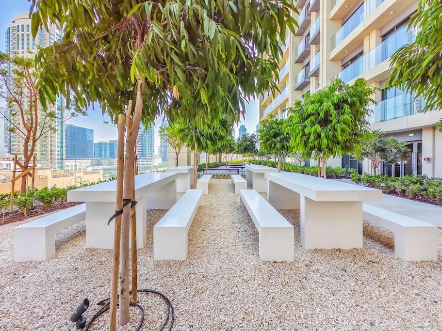 Downtown Decadence : A 1br Urban Sanctuary Apartment *