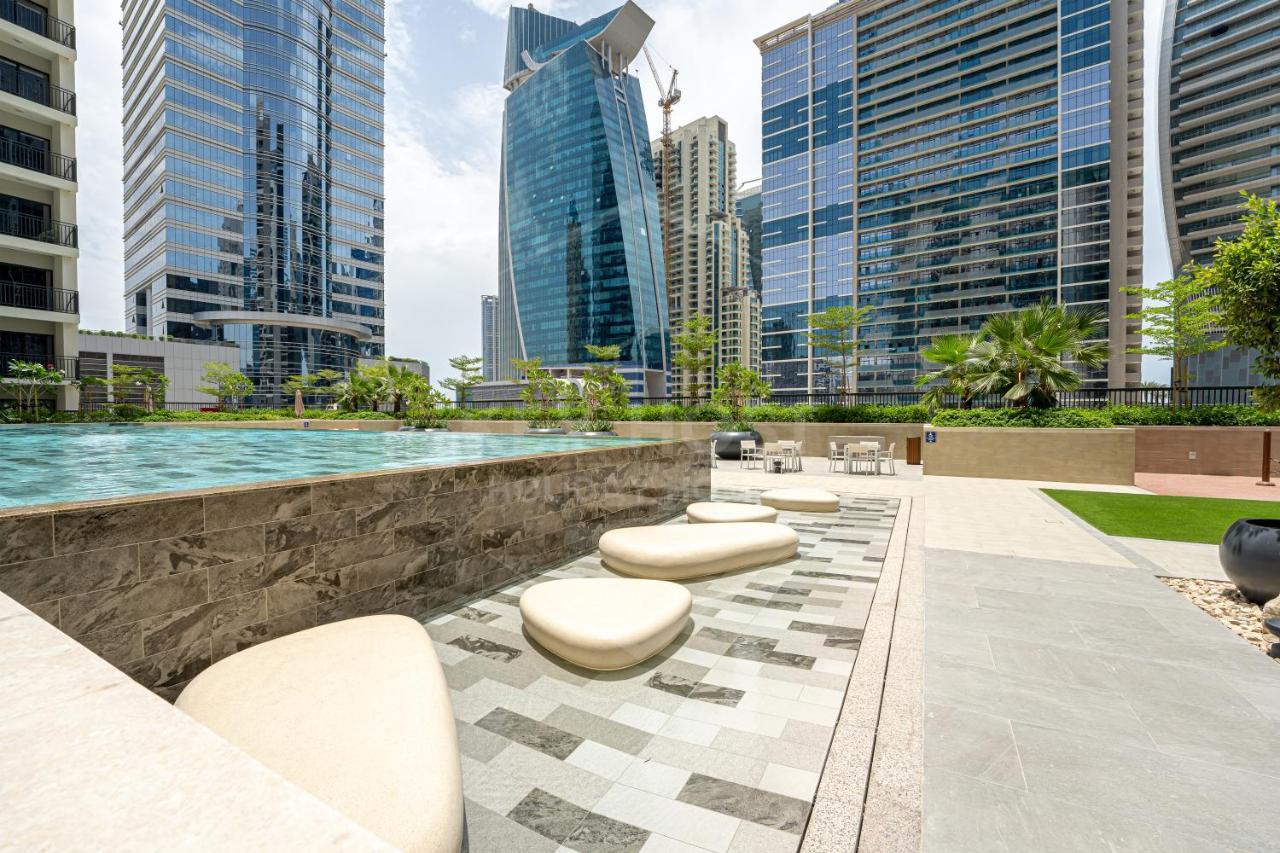 Keyhost - Damac Zada Tower - Brand New 1br With Canal View In Business Bay