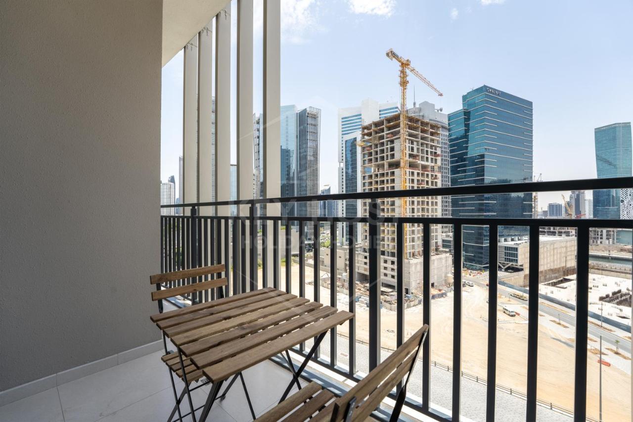 Keyhost - Damac Zada Tower - Brand New 1br With Canal View In Business Bay Dubai