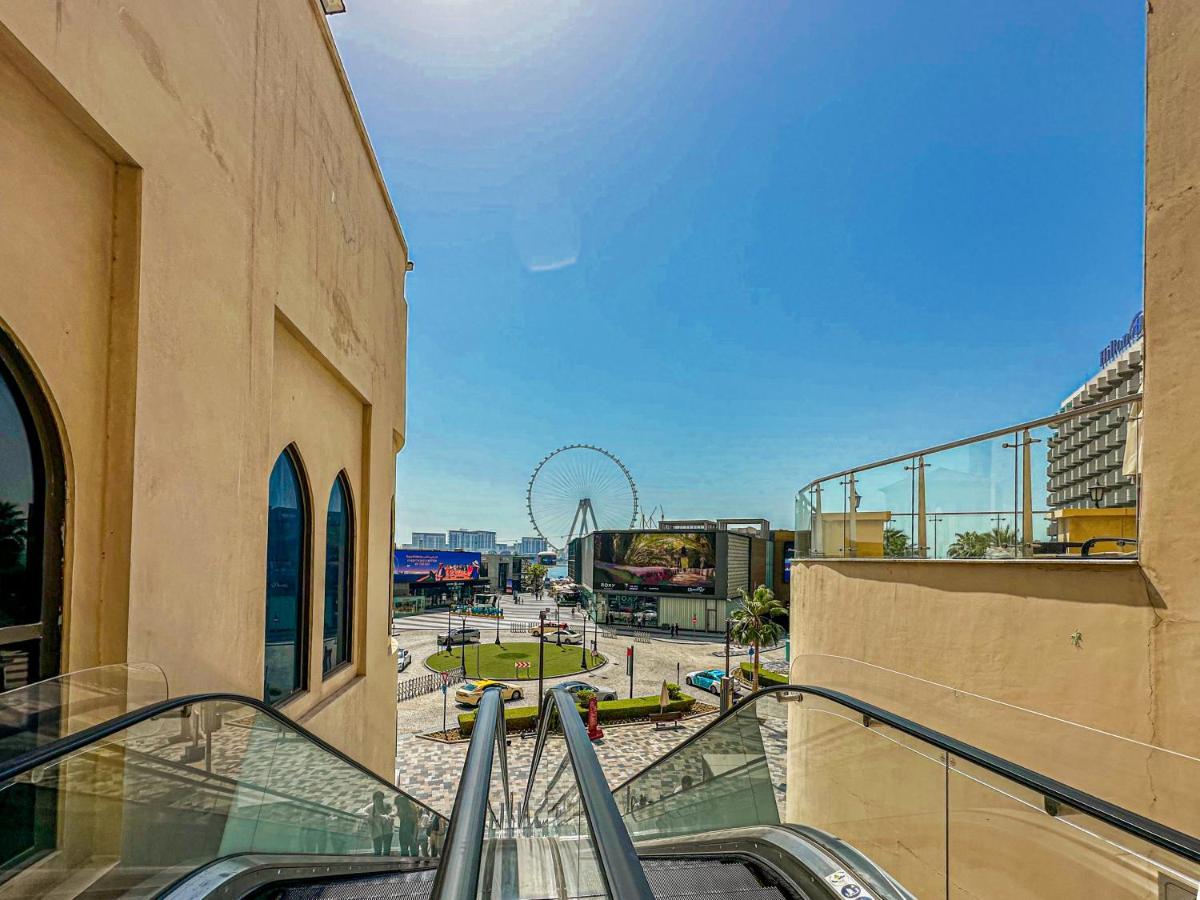 Higuests - Artistic Waterfront Apt, Perfect For Lovers Apartment Dubai