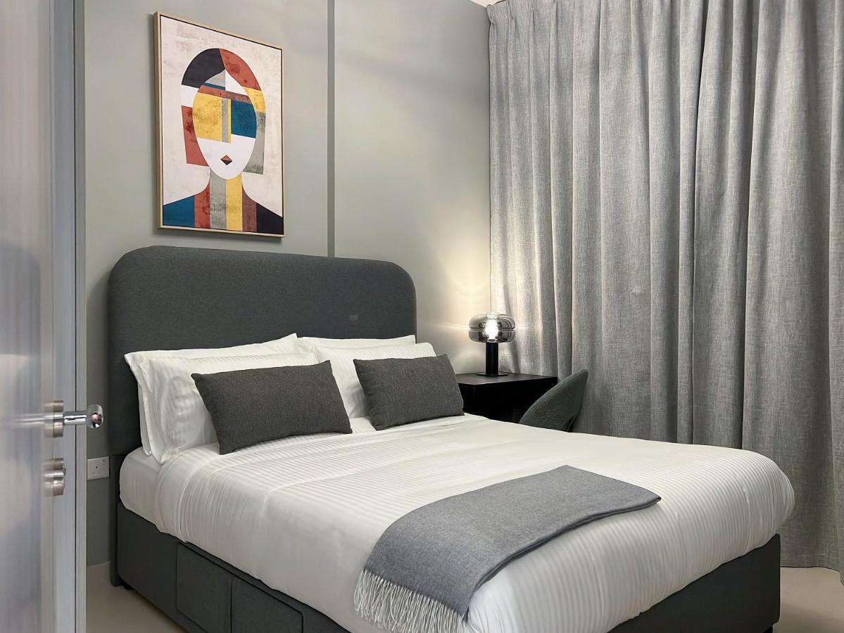 Keyrock Living - 1 Bedroom - Business Bay - Near Metro Station - Zada Tower * Dubai