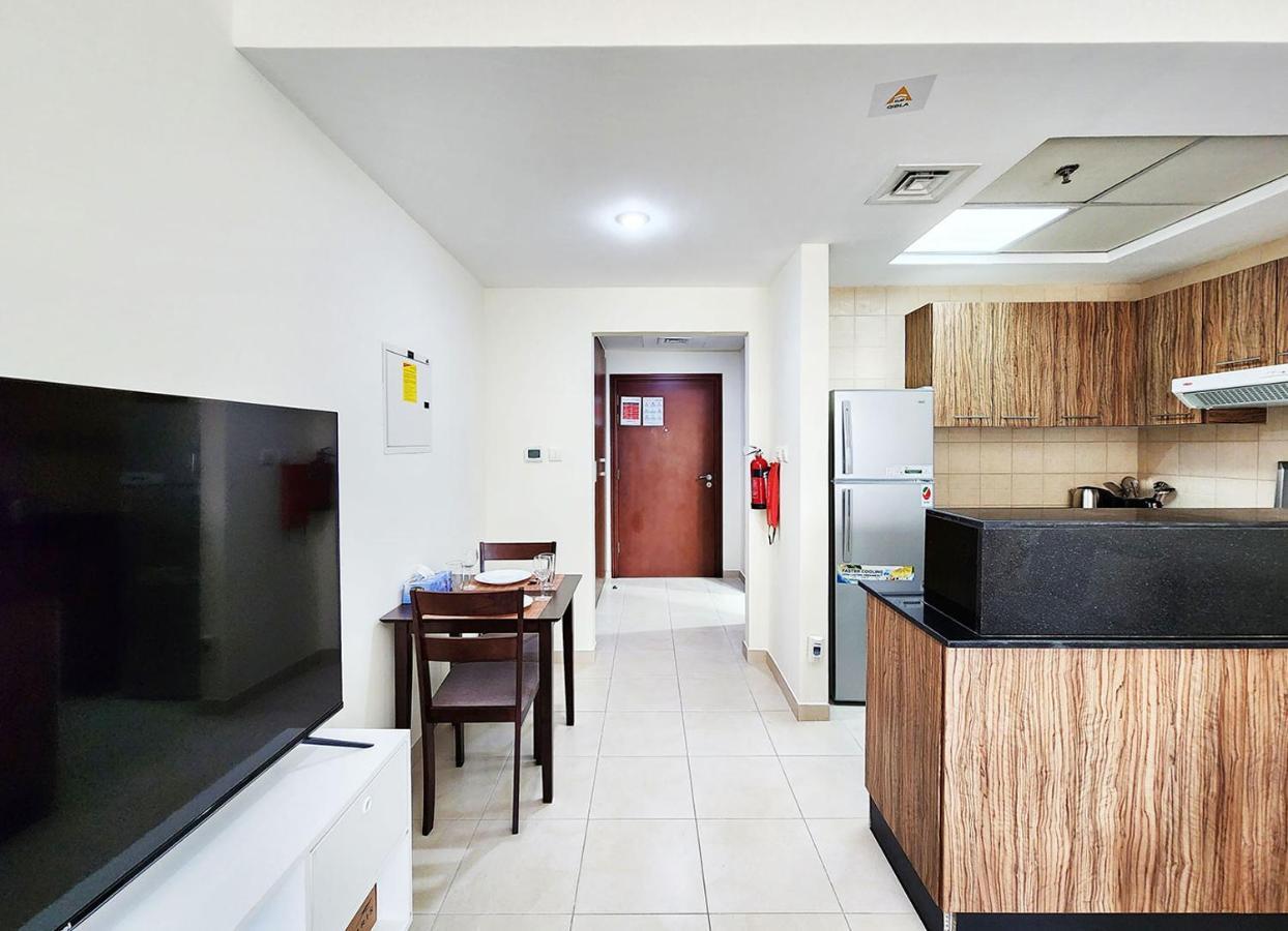 Apartment Rh- Contemporary Living, Studio, Near Burj Khalifa *