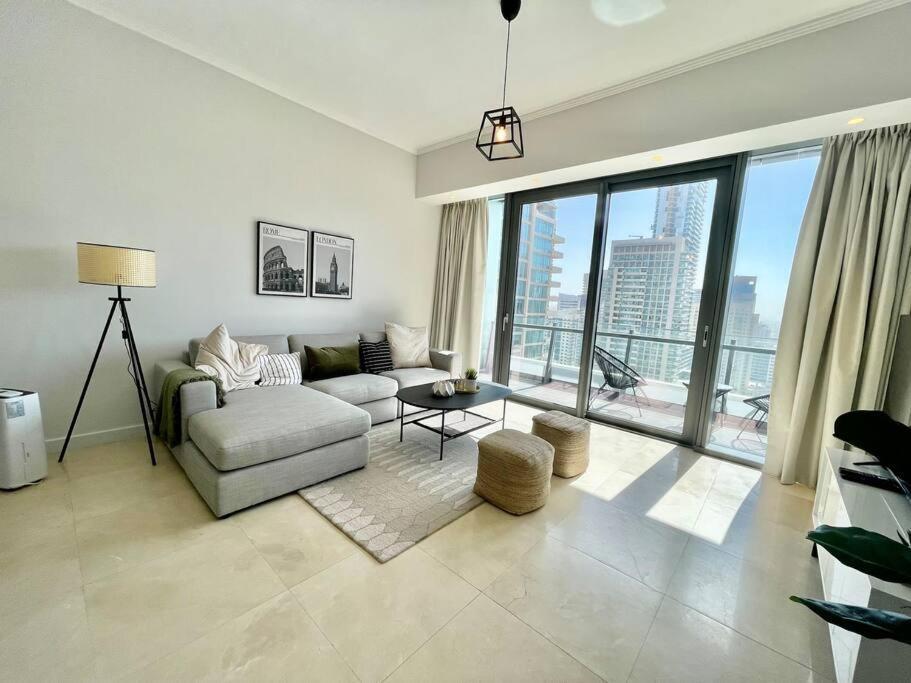 Stunning With Balcony Marina View Dubai