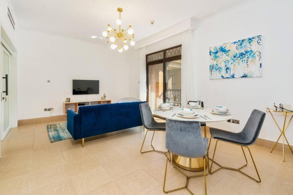Unique 2bedroom In The Heart Of Old Downtown * Dubai