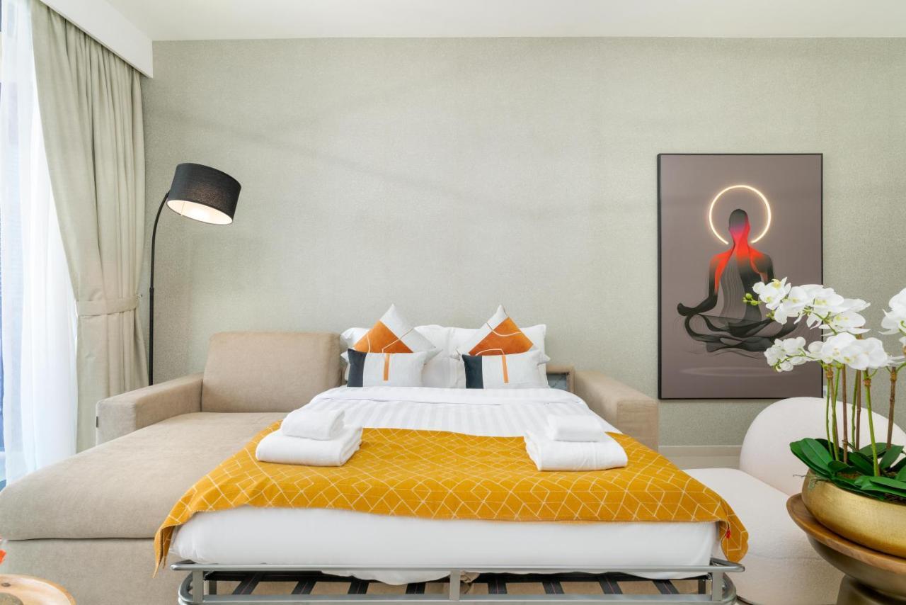 Apartment Ultimate / Downtown / 3 Beds / Upscale Luxury / Fantastic Finishing / New Building