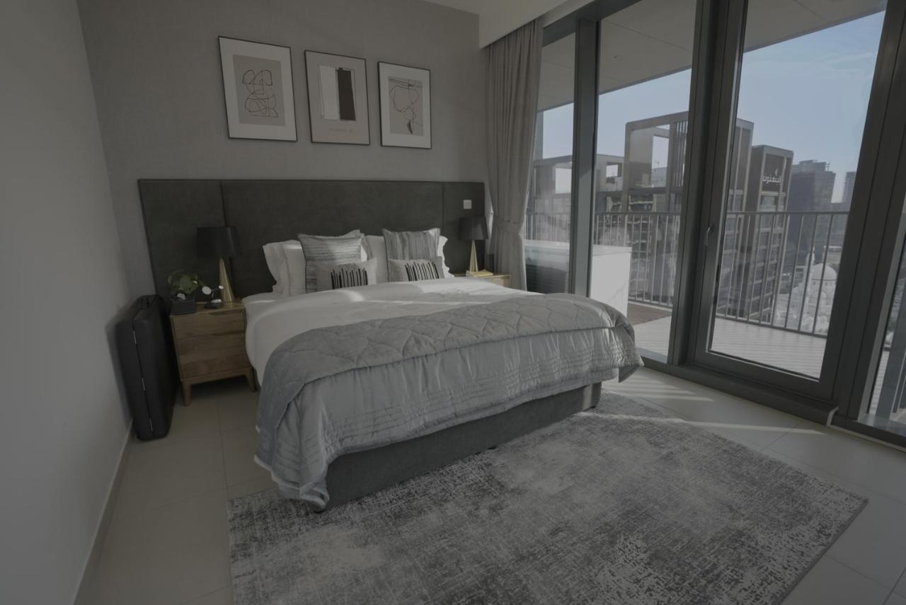 Apartment Ultimate / Downtown / 3 Beds / Upscale Luxury / Fantastic Finishing / New Building *