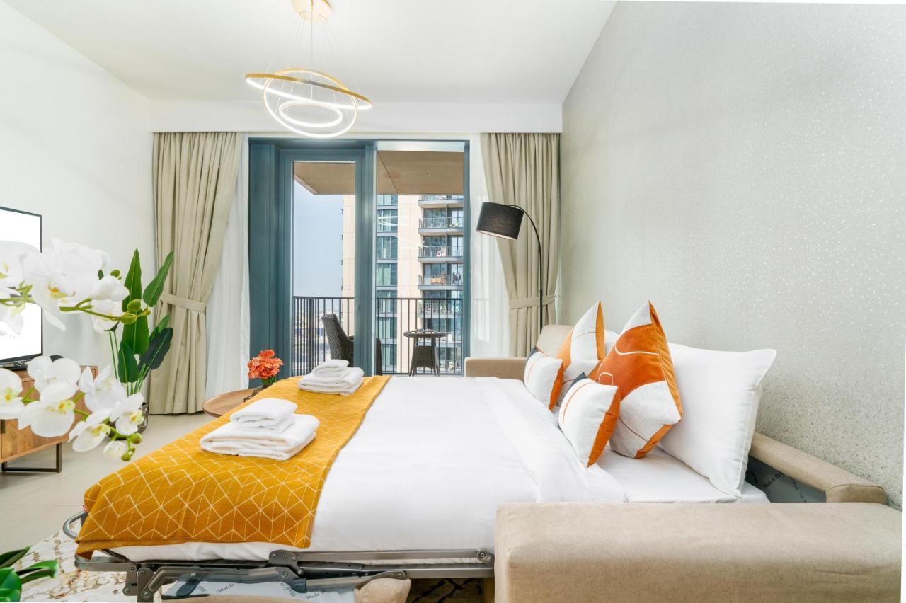 Ultimate / Downtown / 3 Beds / Upscale Luxury / Fantastic Finishing / New Building Apartment *