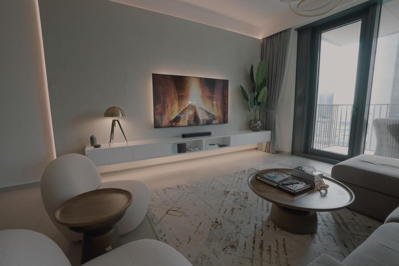 Apartment Ultimate / Downtown / 3 Beds / Upscale Luxury / Fantastic Finishing / New Building