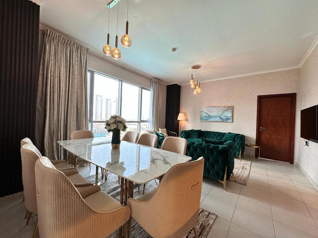 Durrani Homes - Grand 5br Besides Burj Khalifa And Fountain View Apartment