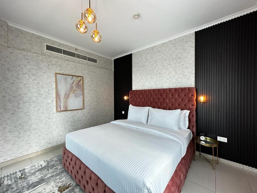 Durrani Homes - Grand 5br Besides Burj Khalifa And Fountain View Apartment *