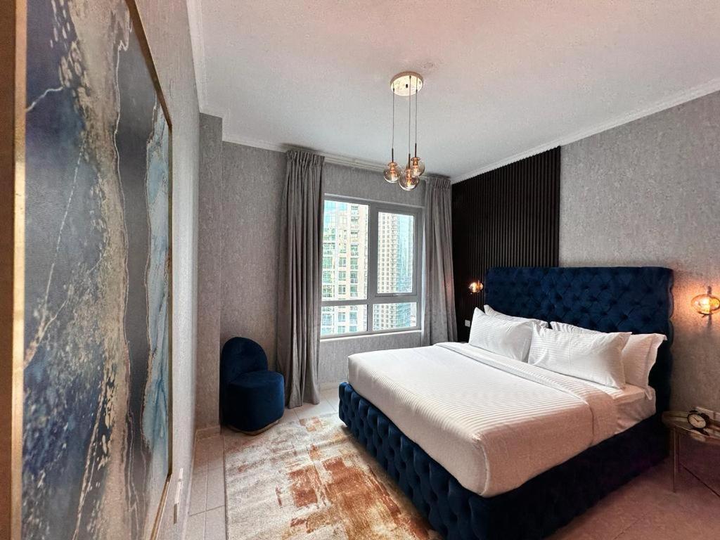 Durrani Homes - Grand 5br Besides Burj Khalifa And Fountain View Dubai