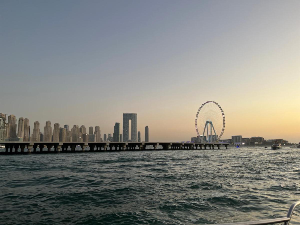 Lunar 96 * Dubai