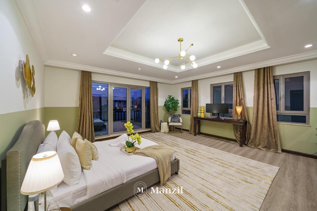 Manzil - Ultra Luxury 5br With Pool And Beach Access In Palm Jumeirah *
