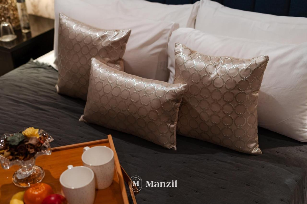 Manzil - Ultra Luxury 5br With Pool And Beach Access In Palm Jumeirah