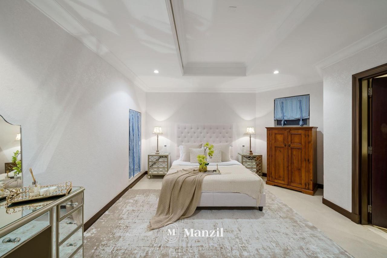 Manzil - Ultra Luxury 5br With Pool And Beach Access In Palm Jumeirah *