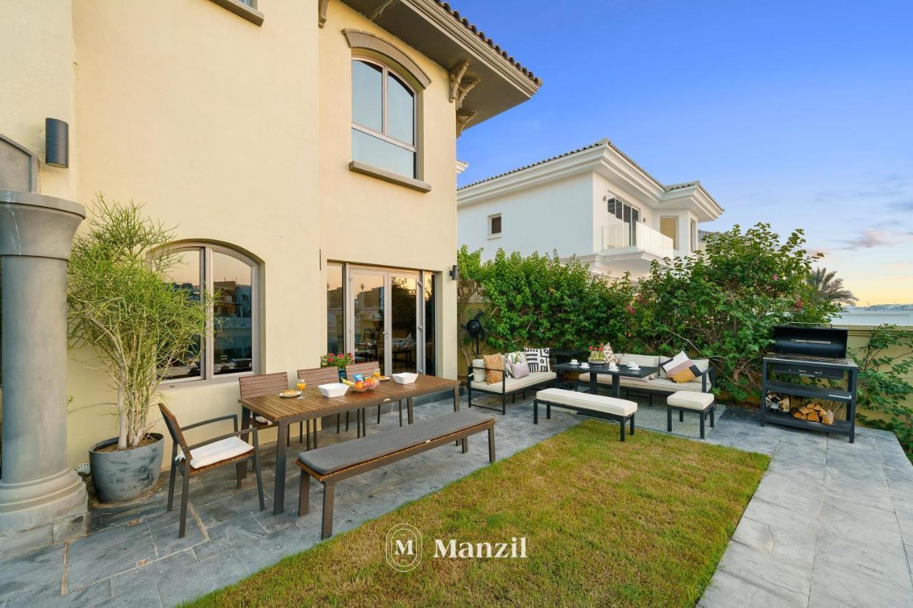 Manzil - Ultra Luxury 5br With Pool And Beach Access In Palm Jumeirah Dubai
