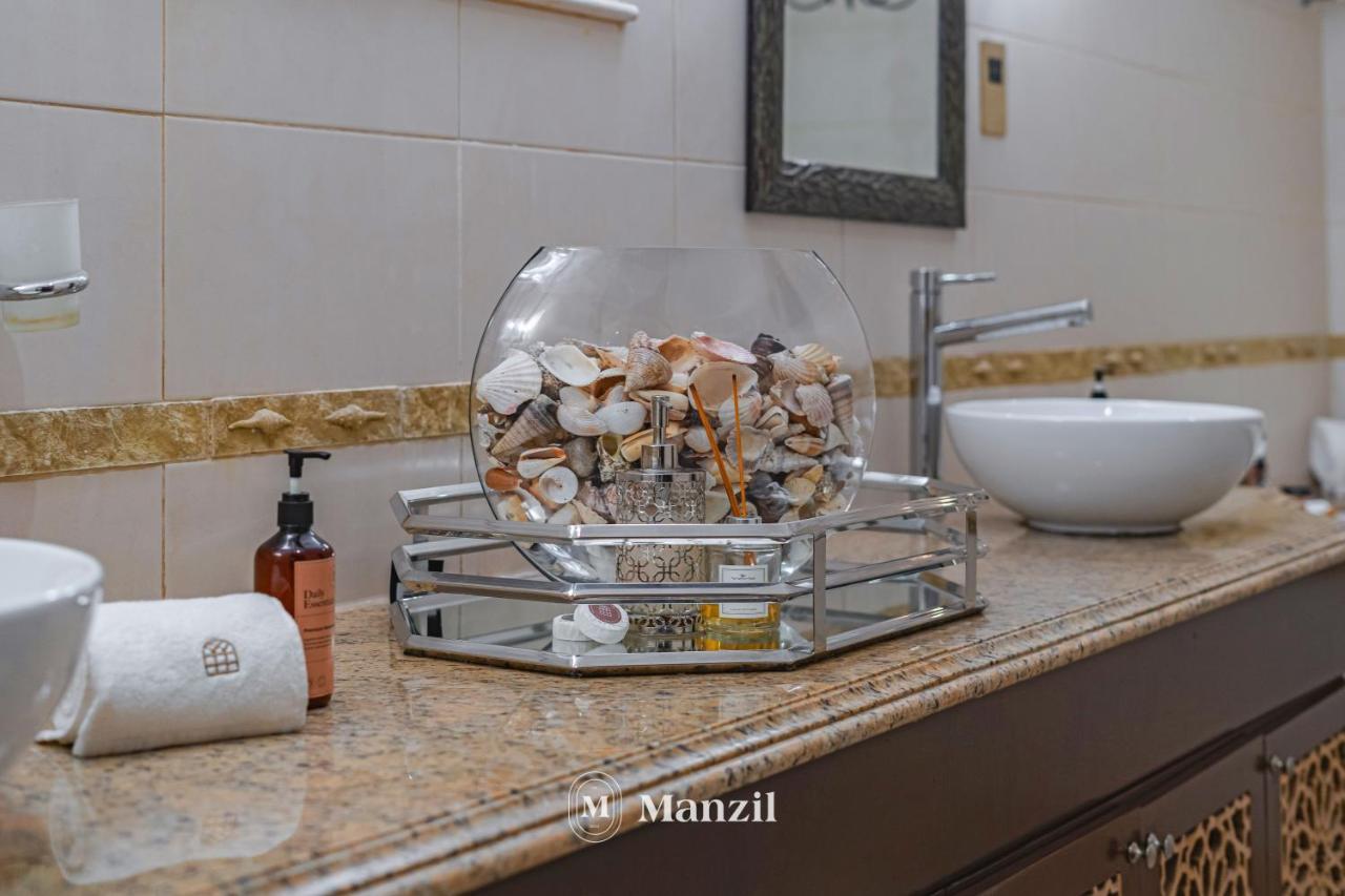 Manzil - Ultra Luxury 5br With Pool And Beach Access In Palm Jumeirah *