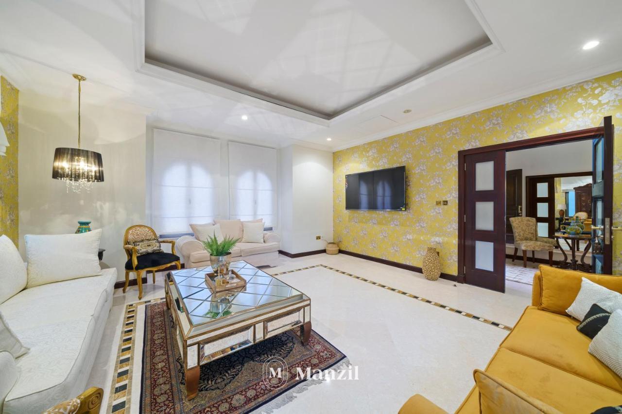Manzil - Ultra Luxury 5br With Pool And Beach Access In Palm Jumeirah Villa