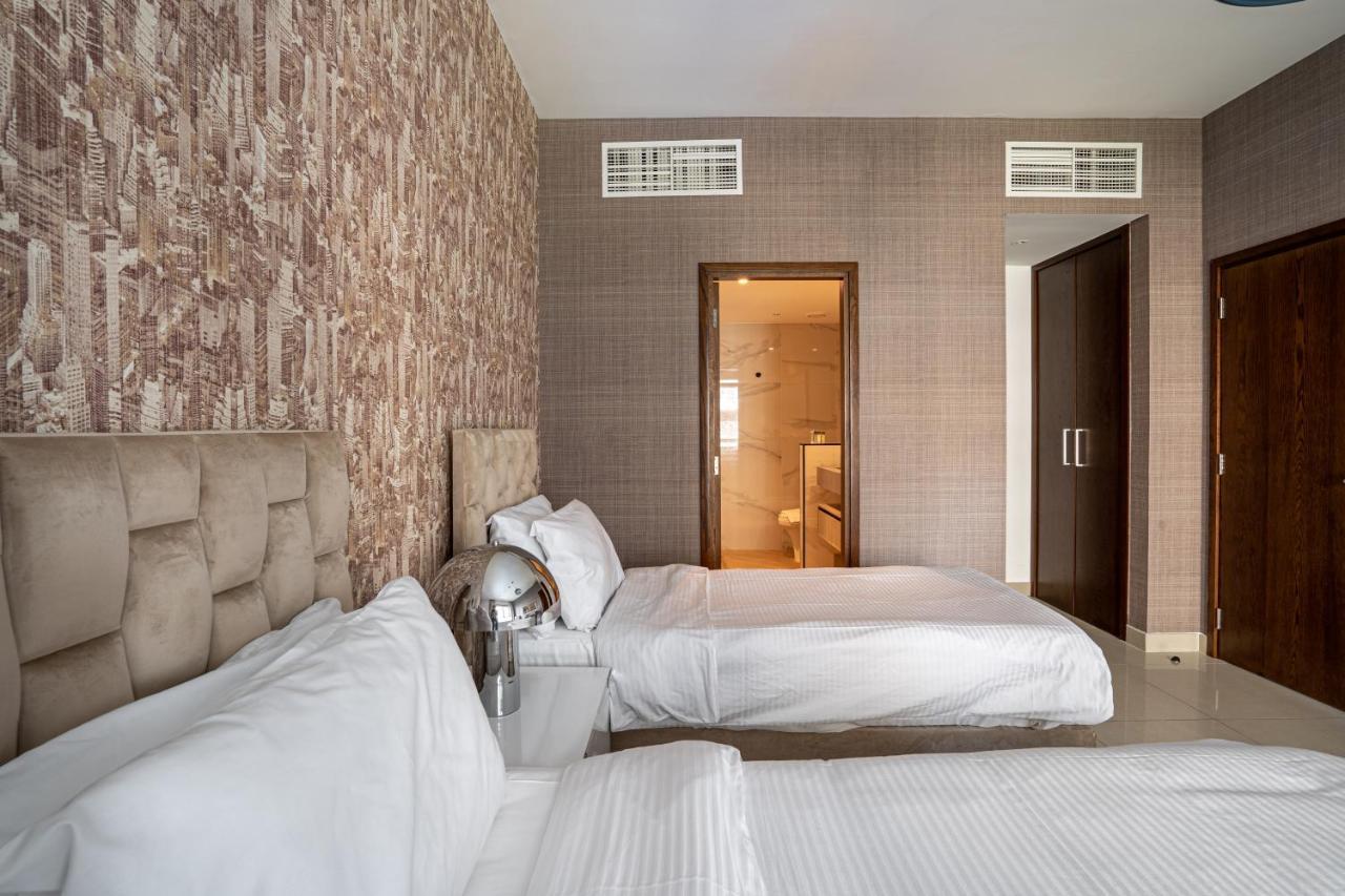 Bellavista - 2 Bedroom 29 Boulevard Downtown Burj Khalifa Partial Fountain Views *