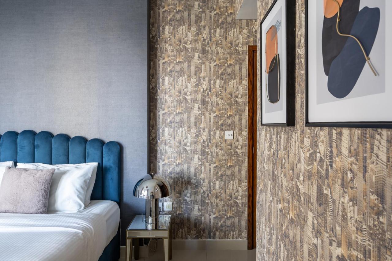 Bellavista - 2 Bedroom 29 Boulevard Downtown Burj Khalifa Partial Fountain Views * Dubai
