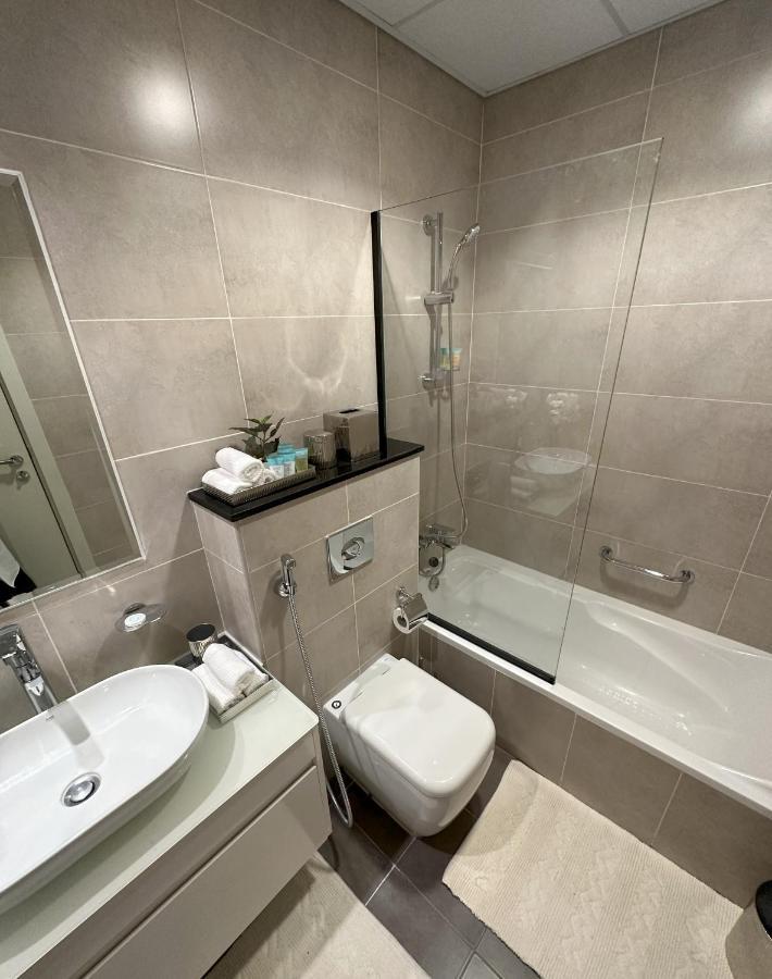 Tranquil In Damac Hills Apartment Dubai