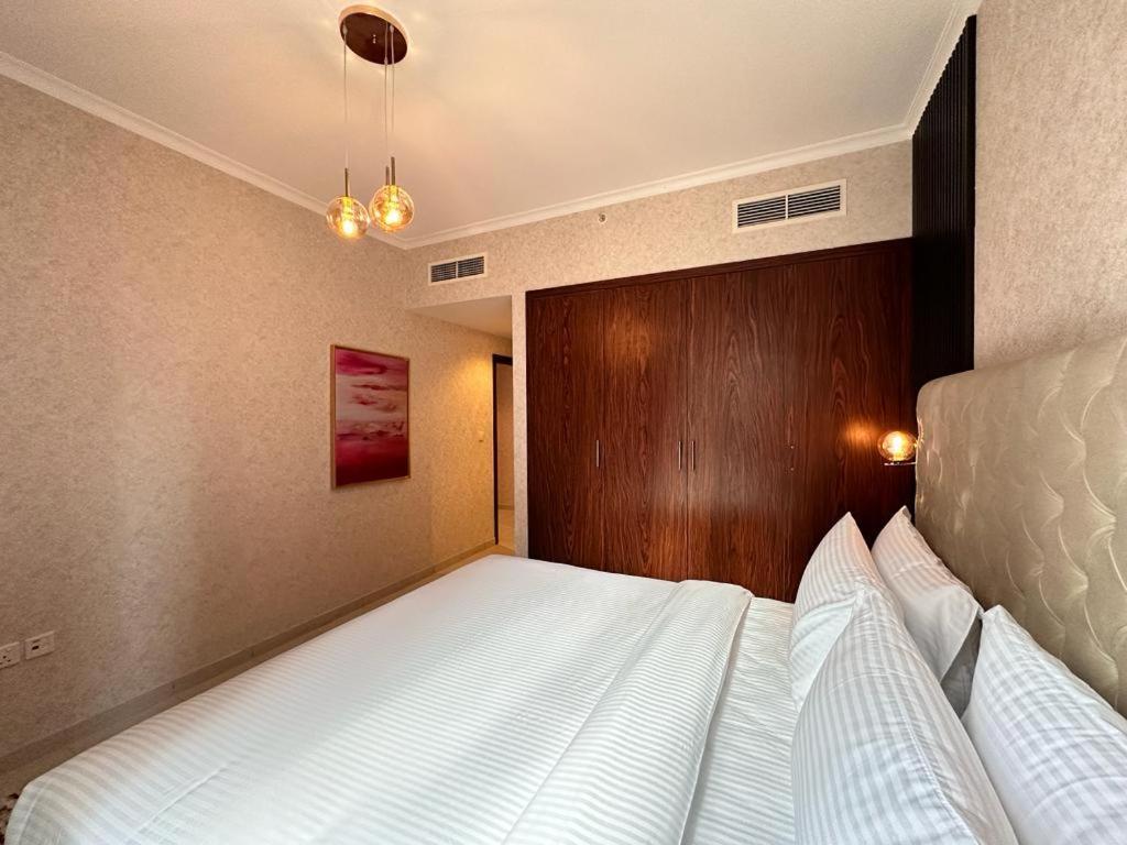 Apartment Durrani Homes - Grand 5br Besides Burj Khalifa And Fountain View