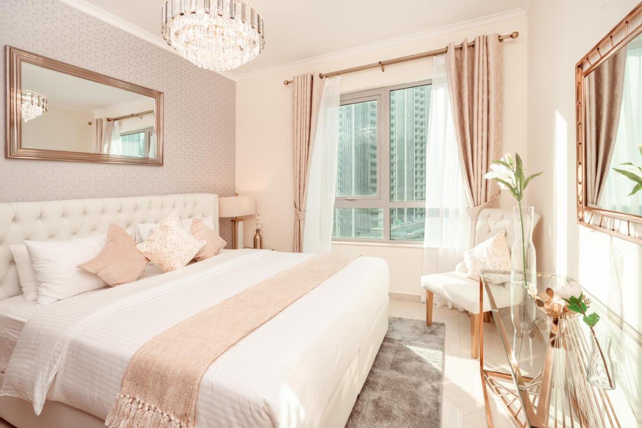 Elite Royal Full Burj Khalifa & Fountain View - Czar Apartment *