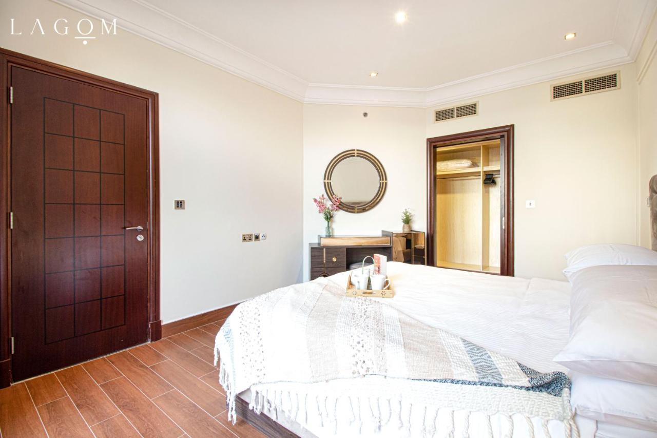 Symphony Of The Palms By Lagom With Private And Pool Access Dubai