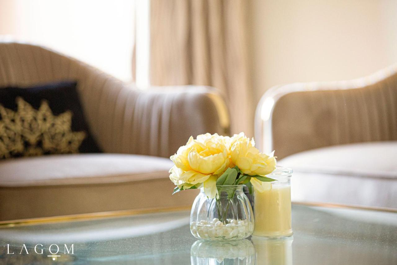 Apartment Symphony Of The Palms By Lagom With Private And Pool Access Dubai