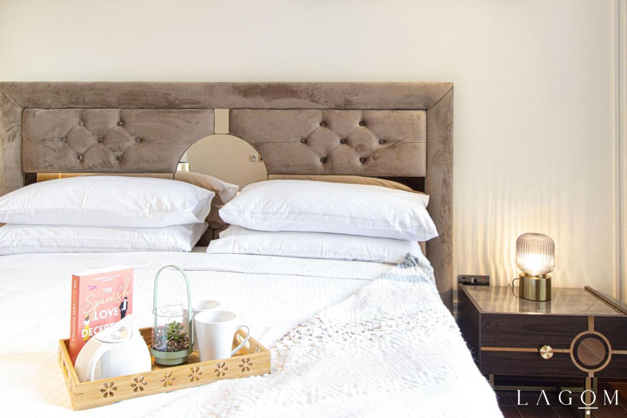 Symphony Of The Palms By Lagom With Private And Pool Access Apartment Dubai