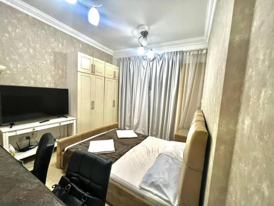 Brand New And Stylish Furnished *
