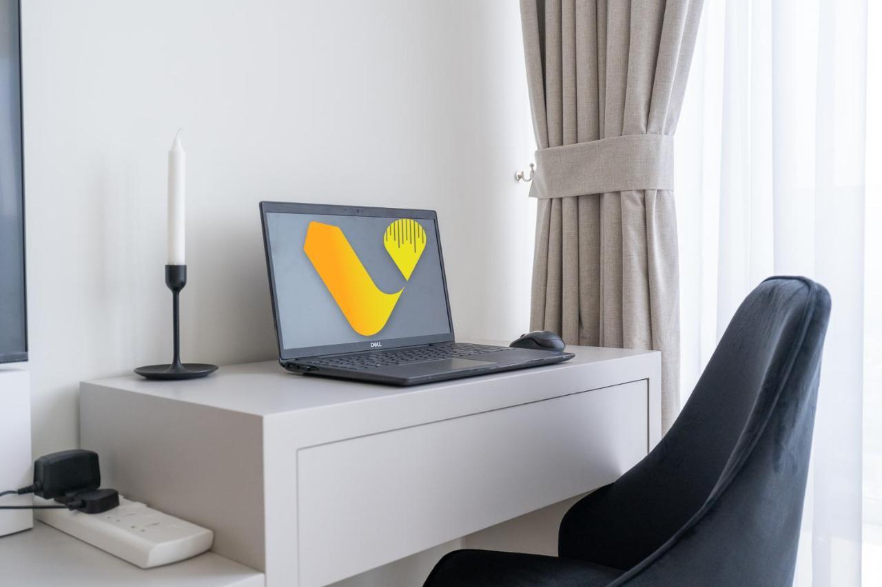 Apartment Vogue Al Wasl 1 West 13th Floor With Large Balcony For View Of Sheikh Zaid Road And One Za'abeel Tower And Burj Khalifa, Walkable To Metro With Easy Access To Sheikh Zayed Road & World Trade Centre Dubai