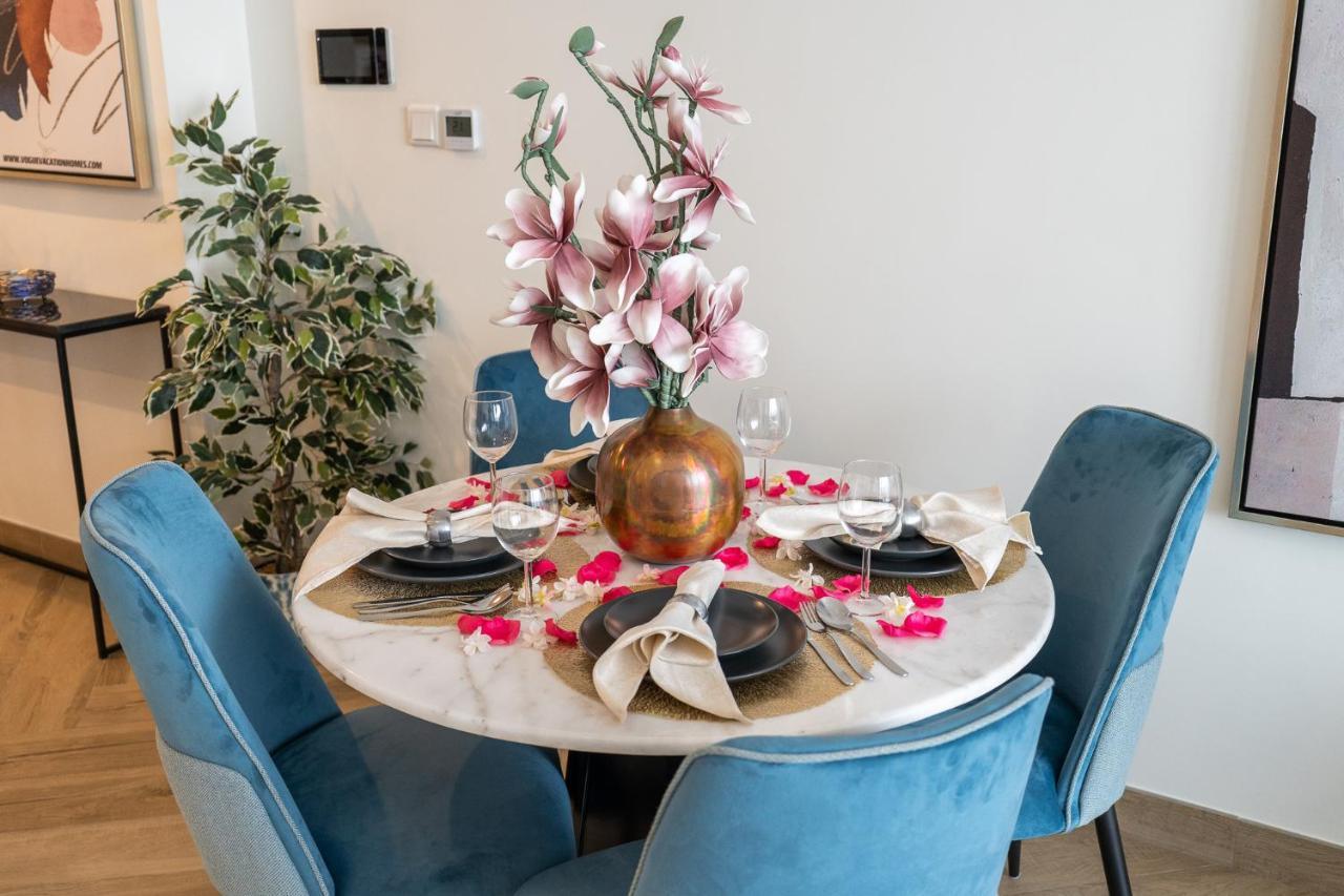 Vogue Al Wasl 1 West 13th Floor With Large Balcony For View Of Sheikh Zaid Road And One Za'abeel Tower And Burj Khalifa, Walkable To Metro With Easy Access To Sheikh Zayed Road & World Trade Centre *
