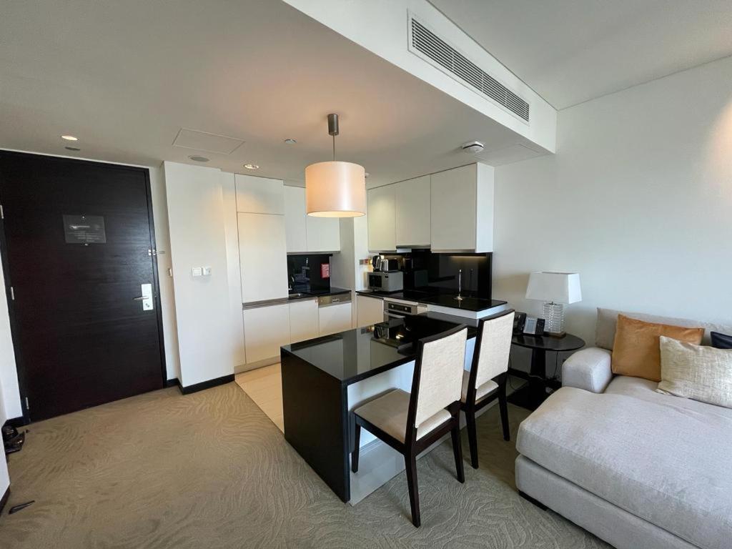 Hotel The Address Marina 5*