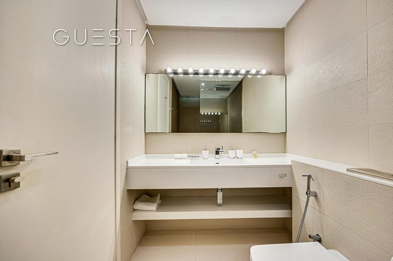 Apartment West Avenue Tower, Marina Dubai