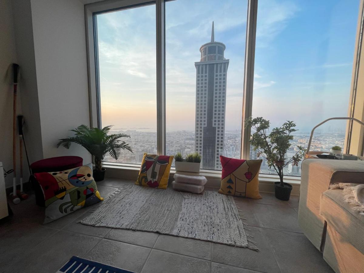 Up Tower Apartment Dubai