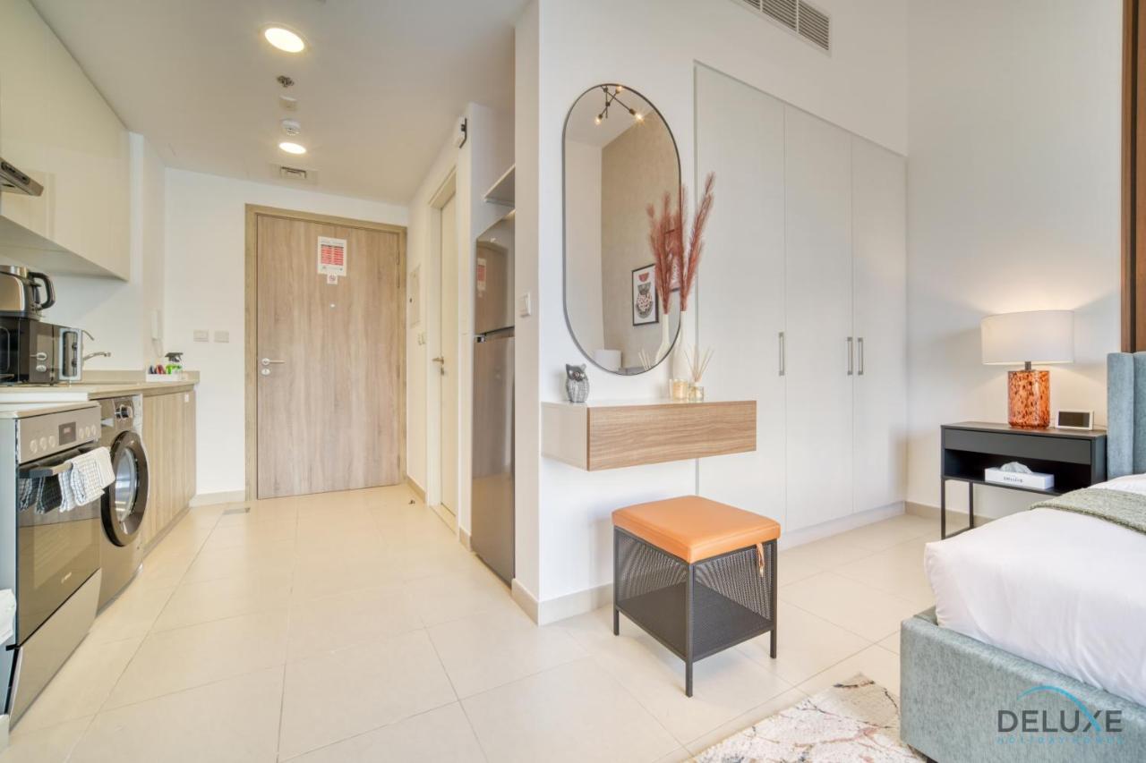 Sleek At Town Square Dubailand By Deluxe Homes Apartment