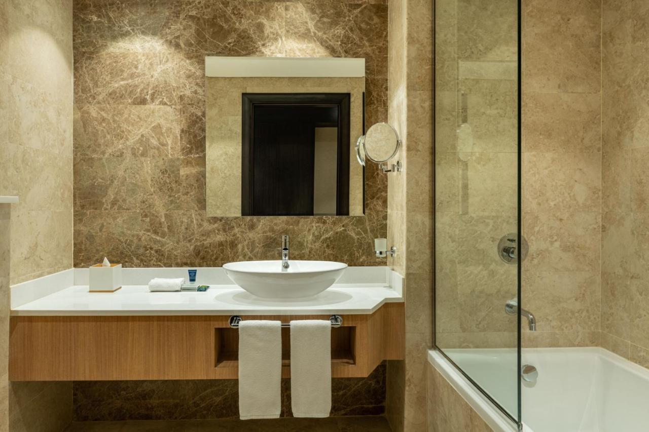Four Points By Sheraton Production City, Hotel 4*