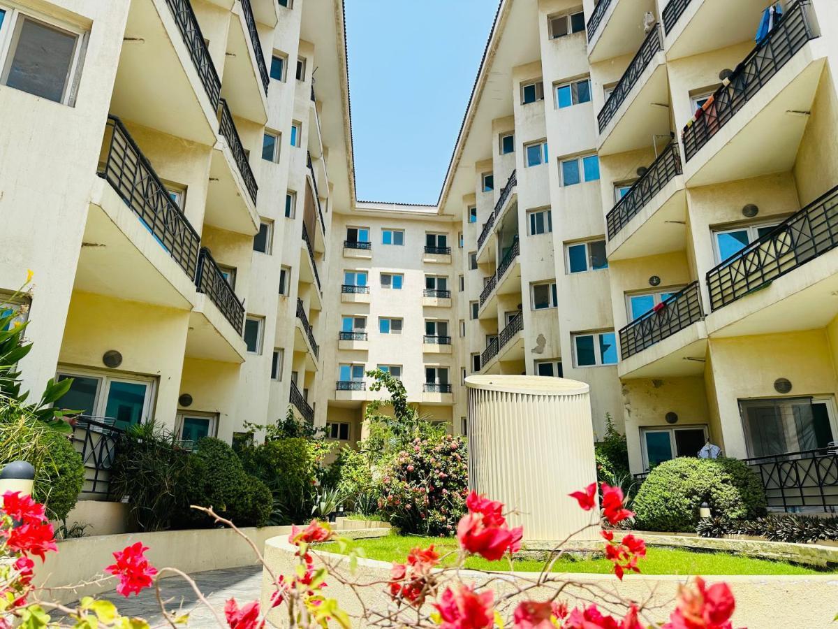 M02 Centre Residance Near Metro Homestay
