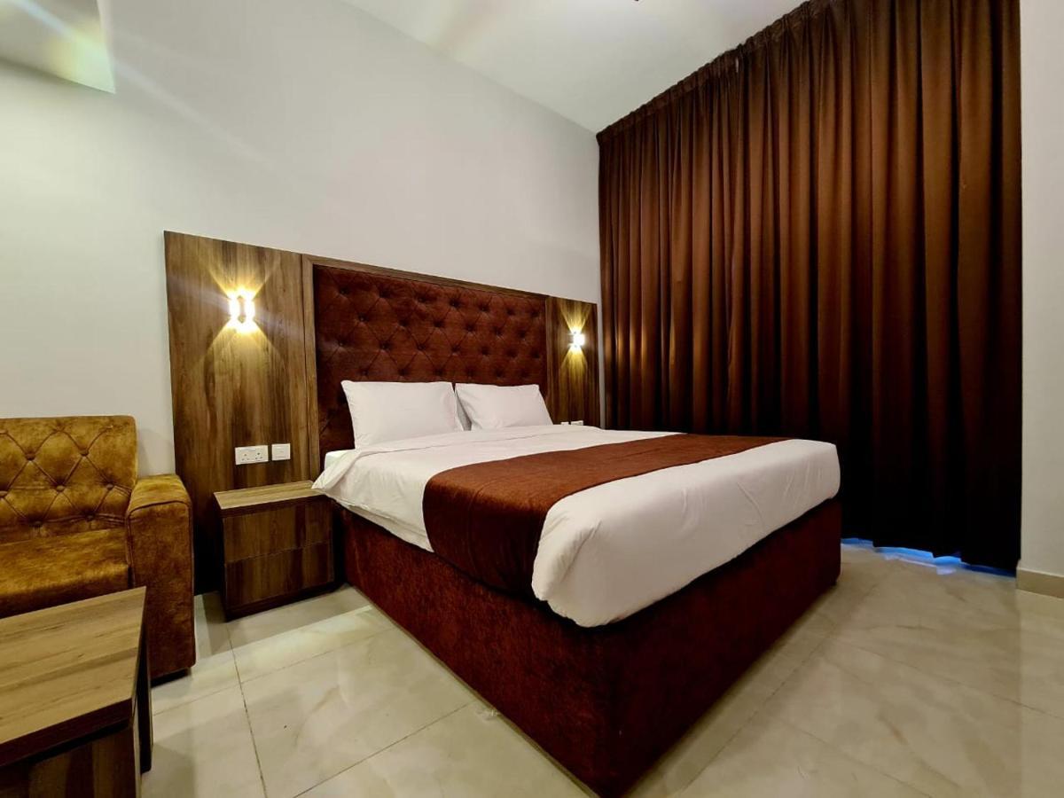 New Dream Plaza * Dubai