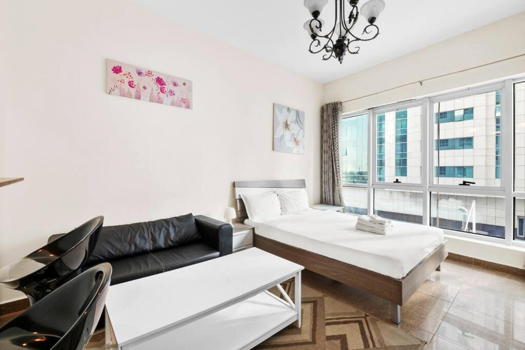 Stonetree - Marina Diamond - Near Metro Station Dubai