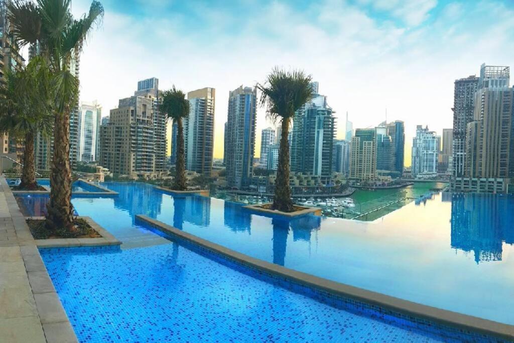 Marina Gate Modern & Unique 1 Bed By Airdhp Apartment *