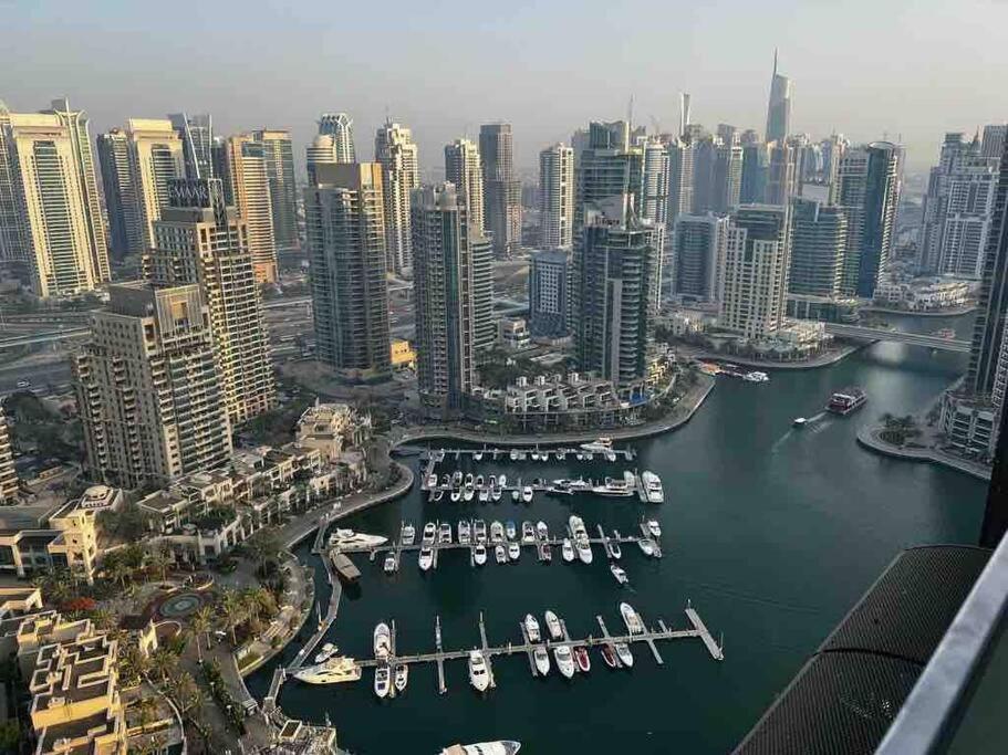 Marina Gate Modern & Unique 1 Bed By Airdhp Apartment *