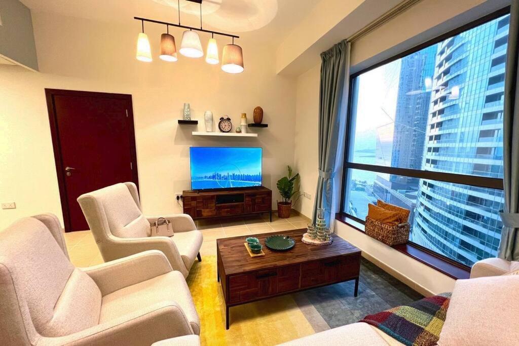 Apartment By The In Bahar, Jbr