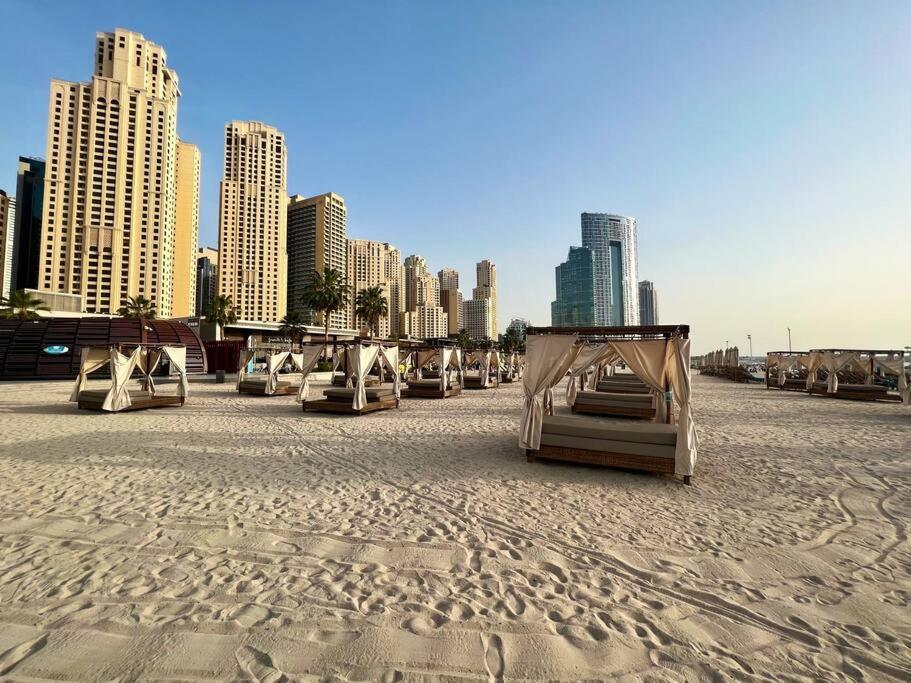 Apartment By The In Bahar, Jbr