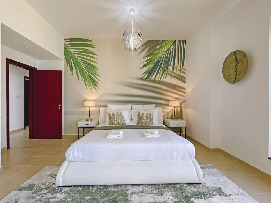 Apartment Luxury 2 Mins Walk From Sea