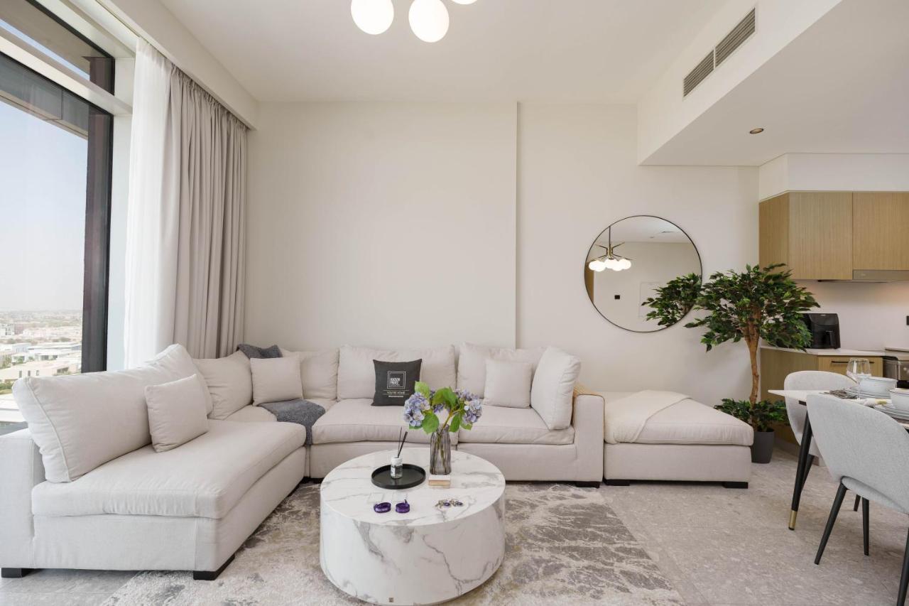 Maison Privee - Graceful In Prestigious Hills Close To The Golf Course *