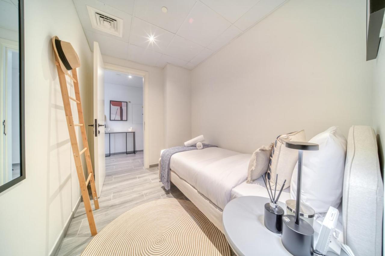 Alluring 2br With Assistant At Mesk 1 Midtown Production By Deluxe Homes *