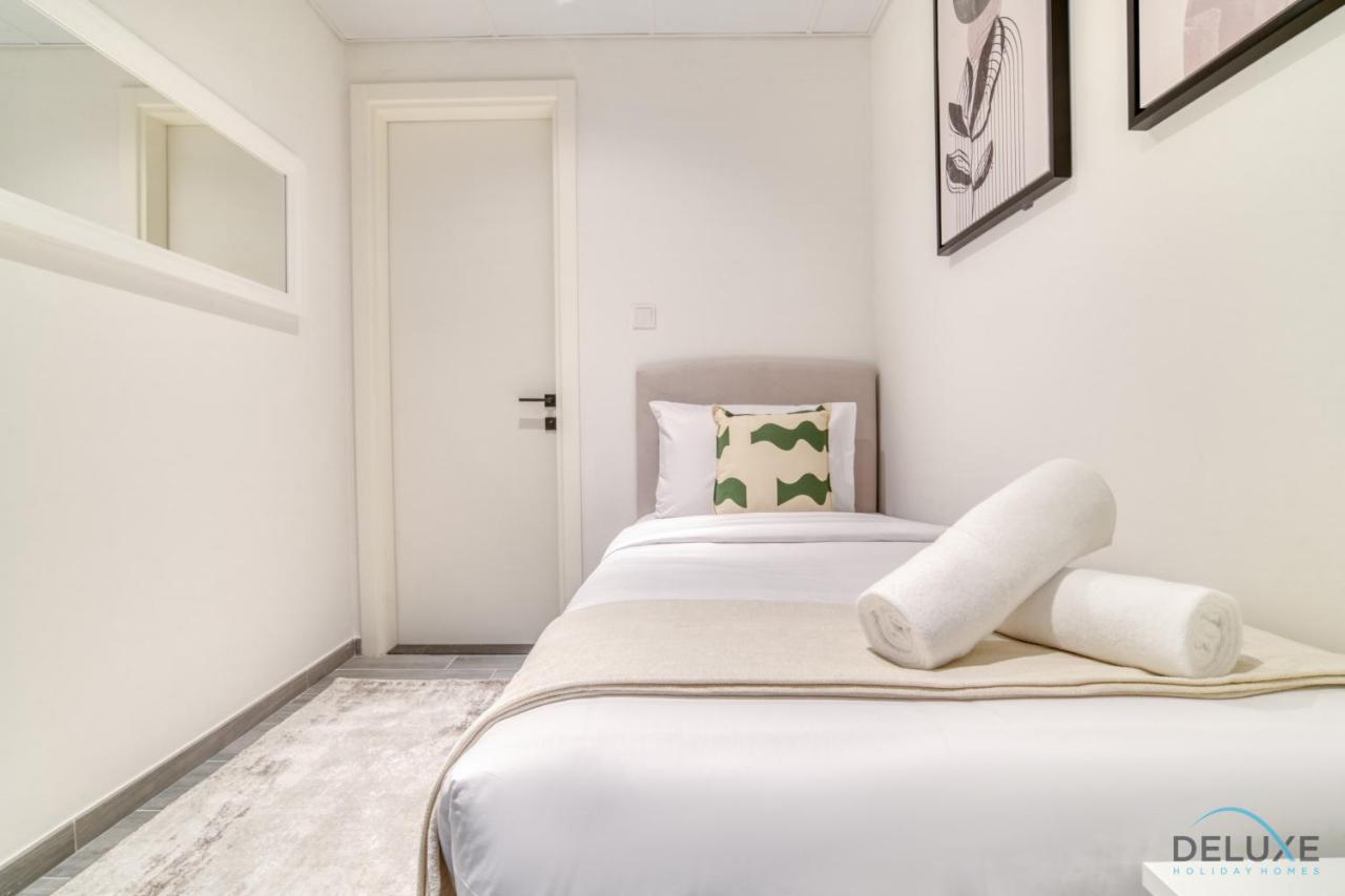 Refined 2br With Assistant At Mesk 1 Midtown Production By Deluxe Homes Apartment *